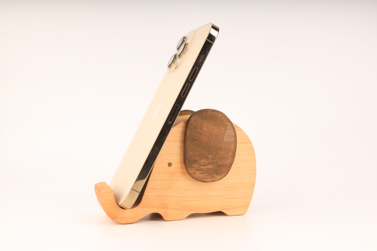 Купить Игрушка подставка для телефона "Слон" - Union Wood - резной ...